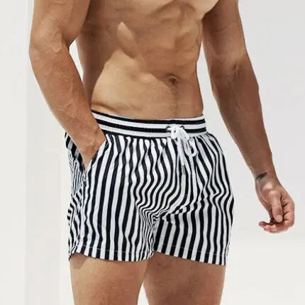 B&W Stripes Trunks Desmiit
