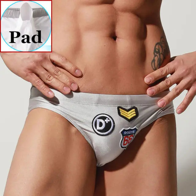 Shiny Badge Speedo Desmiit